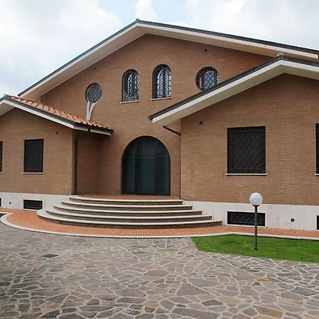 Villa Smeraldo Roma Infernetto Экстерьер фото