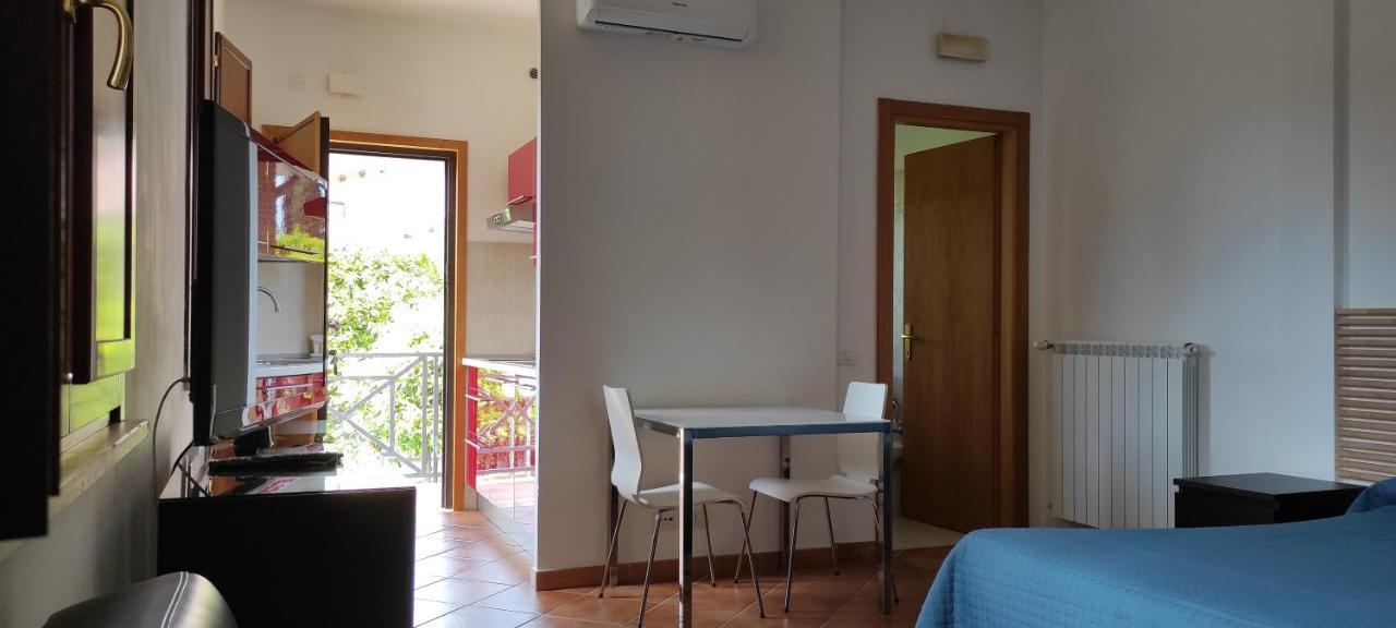 Villa Smeraldo Roma Infernetto Экстерьер фото